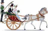 馬車に乗るカップル 結婚祝い